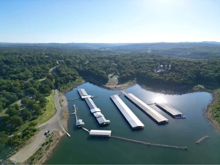 Pontiac Cove Marina