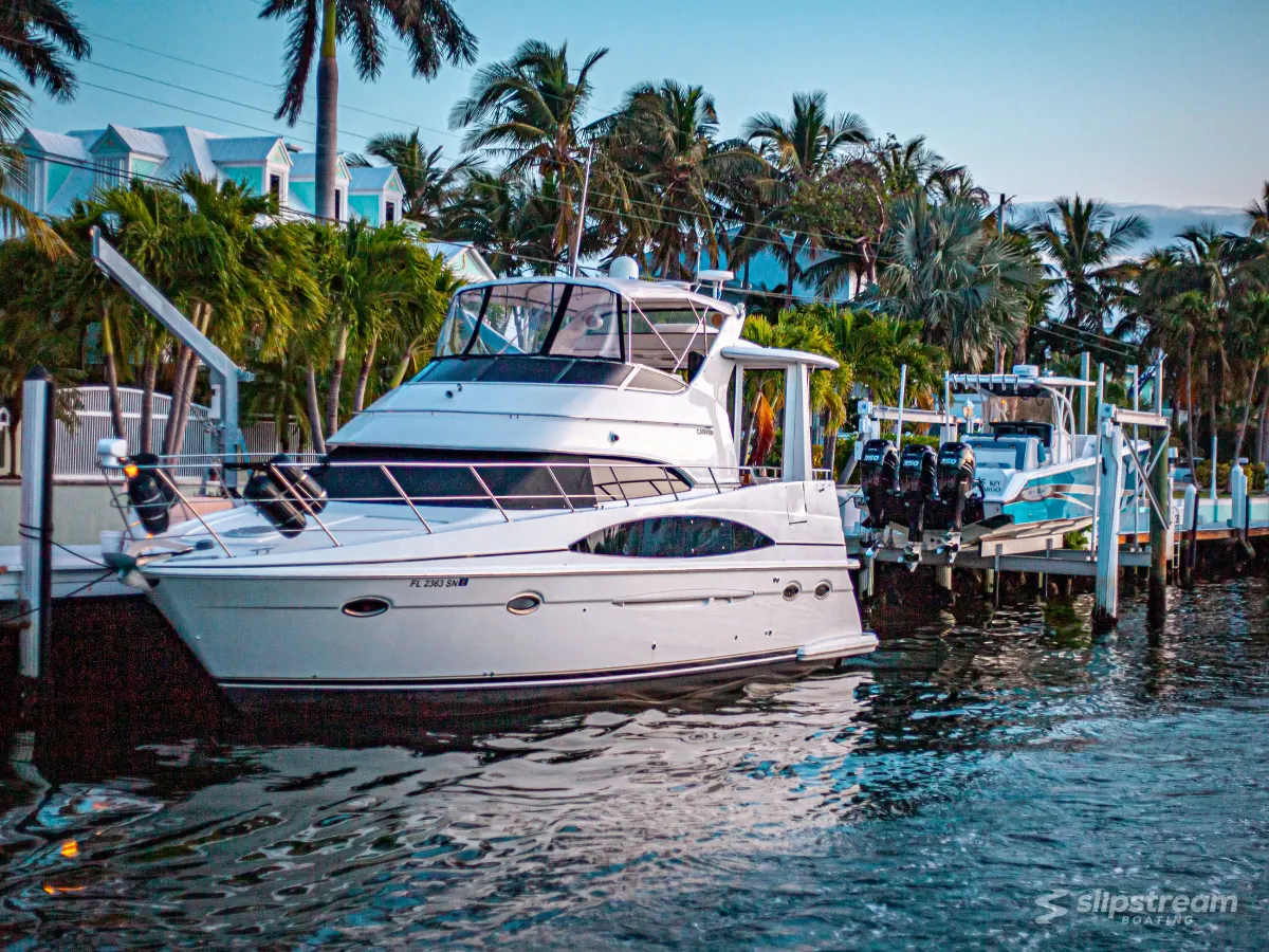 Off the Hook Marina Bait & Tackle
