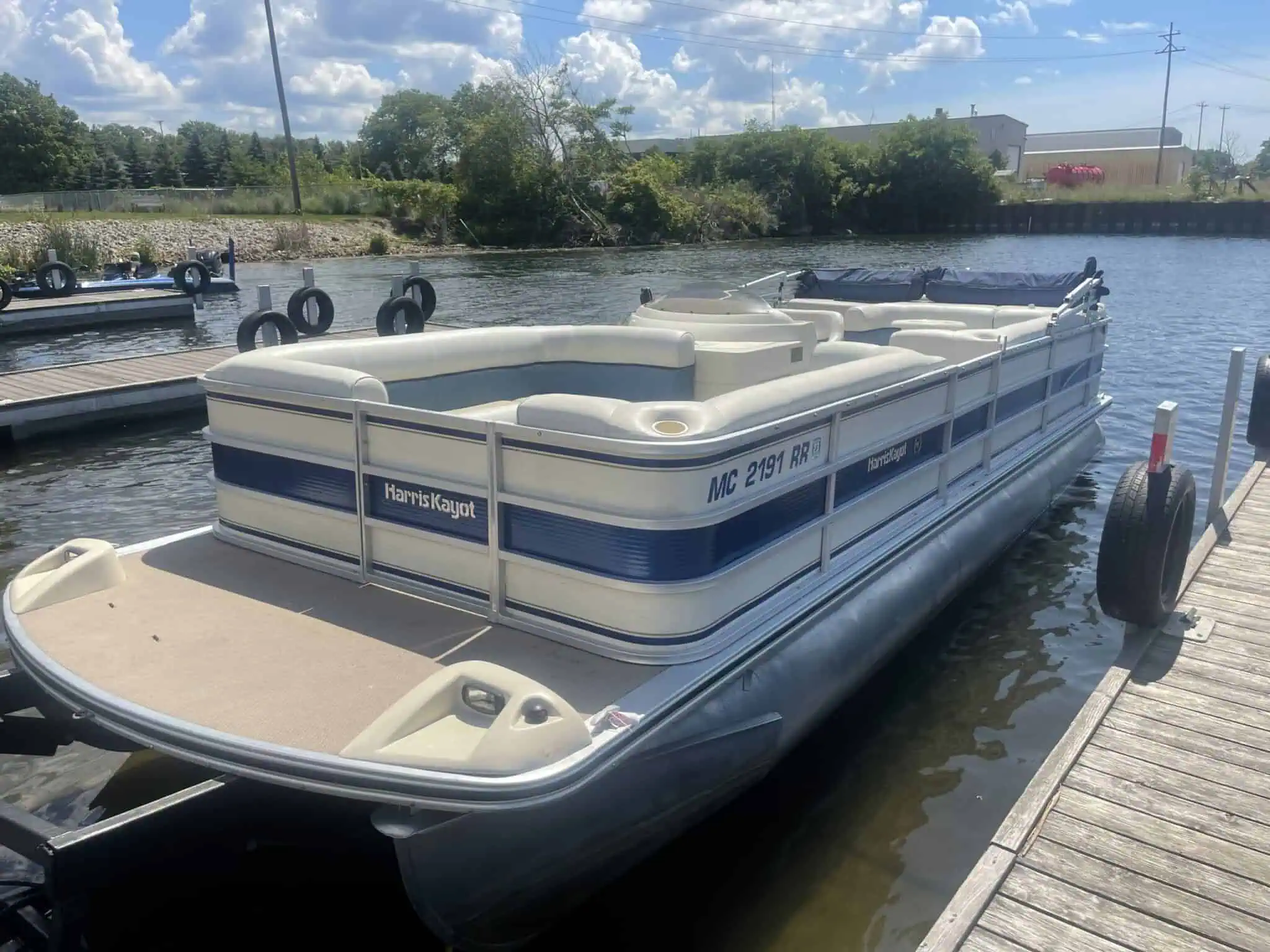 Muskegon Lake Boat Rentals