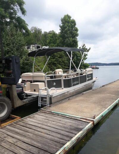 Squirrel’s Boat Rental