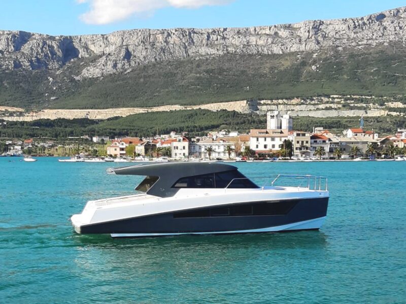 S & J Yachts