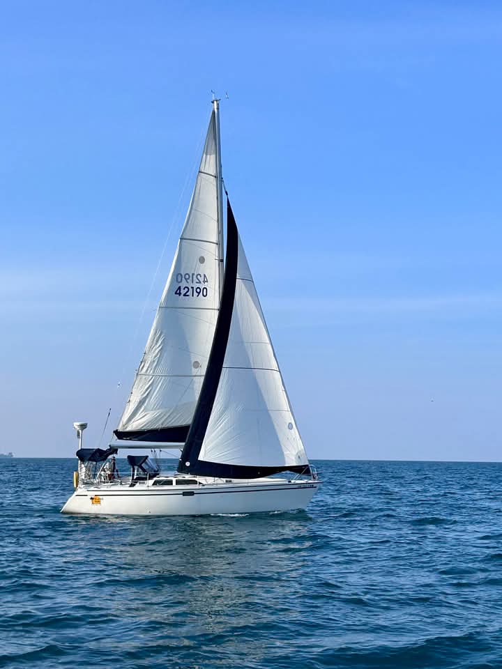 Breeze Sailing LLC