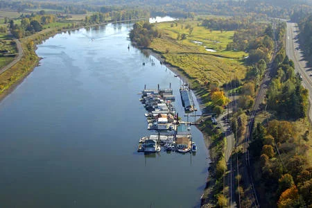 Skyline Moorage & Marina