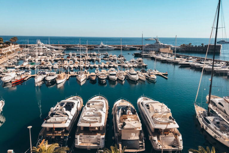 Deaton Yacht Sales