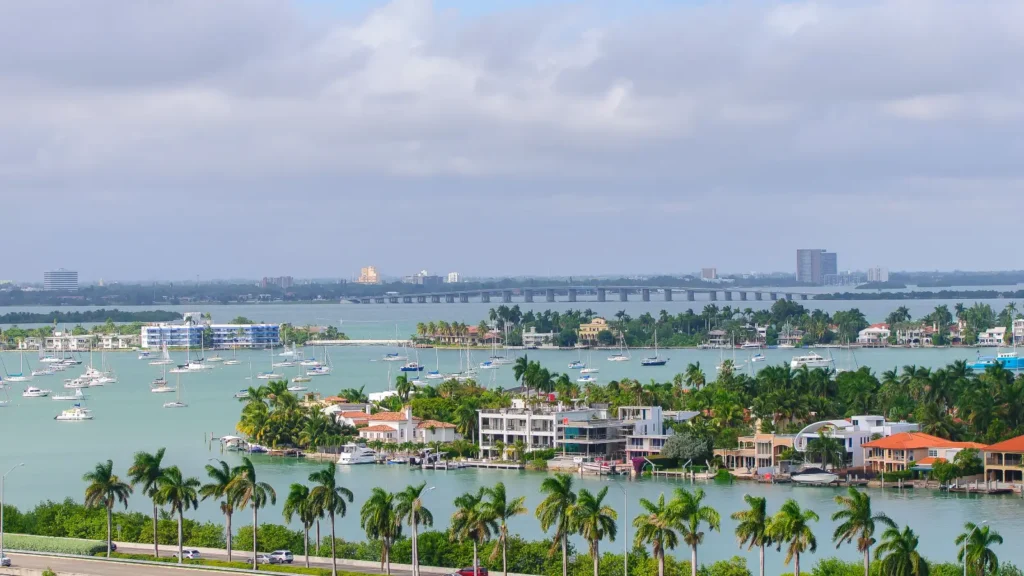 boat clubs in miami