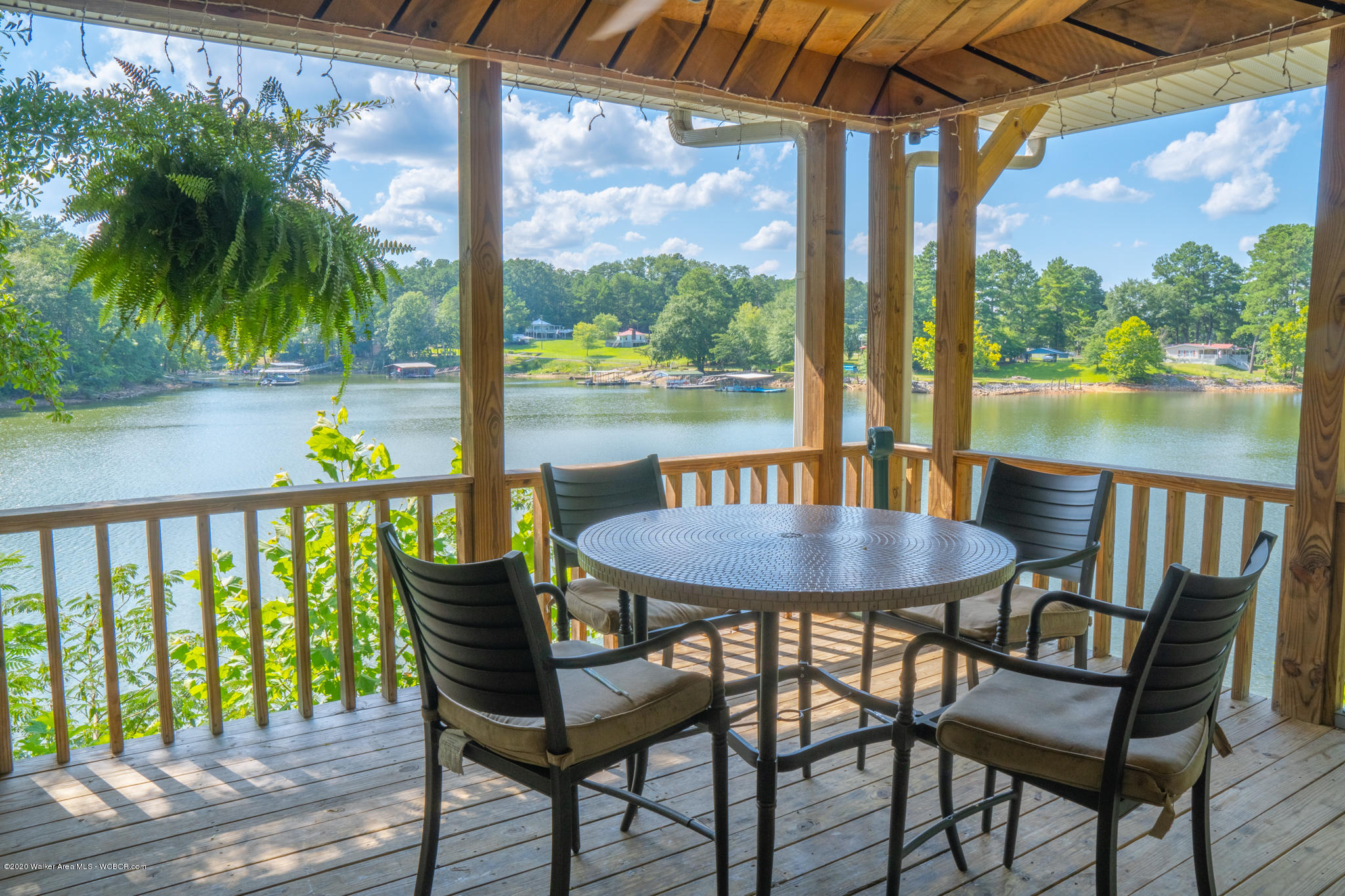 Lakeshore Inn Restaurant – photo 1 of 5