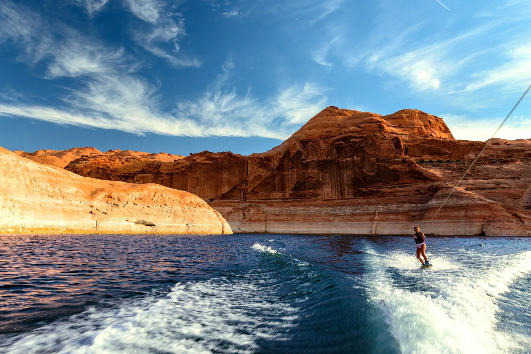 Carl’s Marine Lake Powell Boat Rentals