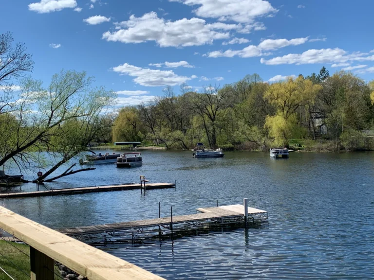 Lake Augusta Cabins