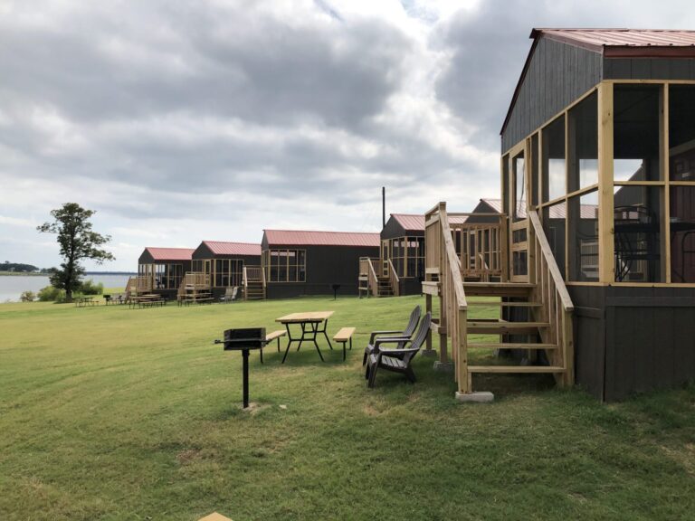 Willow Springs Marina & Resort