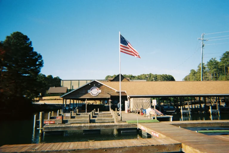 Lilly’s Bridge Marina