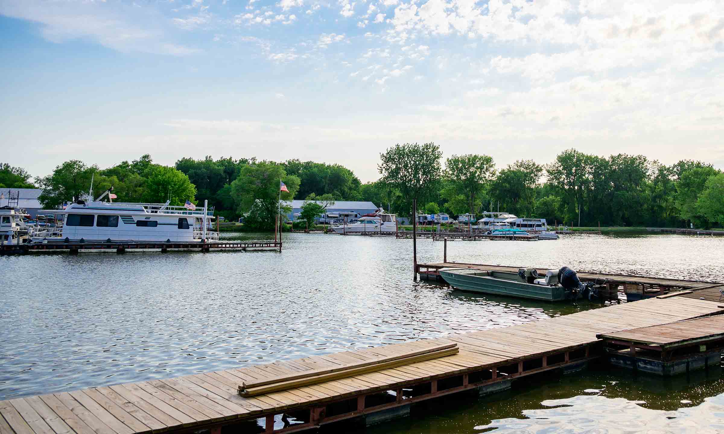 Starved Rock Marina
