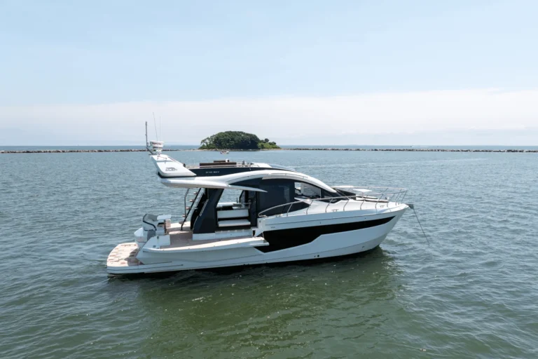MarineMax Wakefield