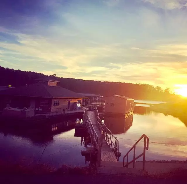 Lakeview Cove Marina