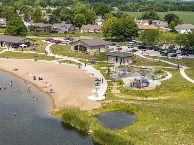 Easter Lake Boat Rental