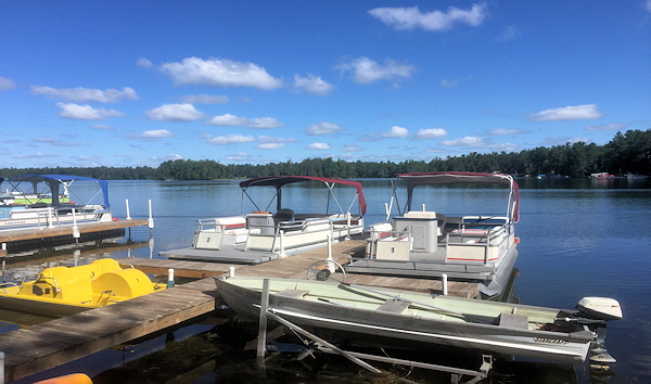 Clear Lake Resort – Cabin 10