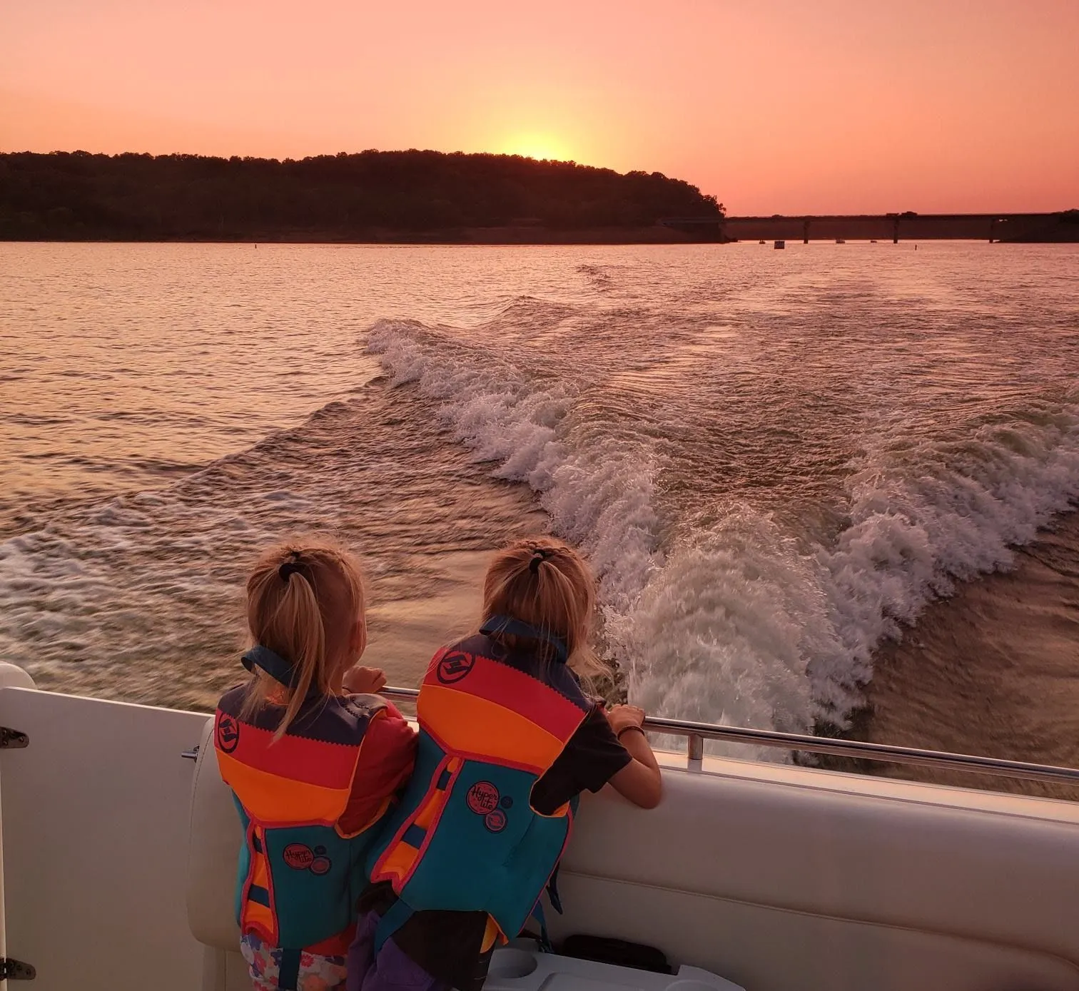 Rock Creek Marina & Resort