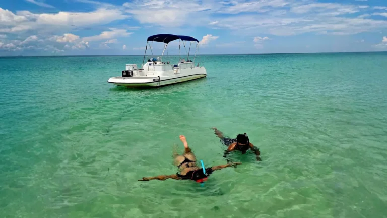 rent a boat in panama city beach