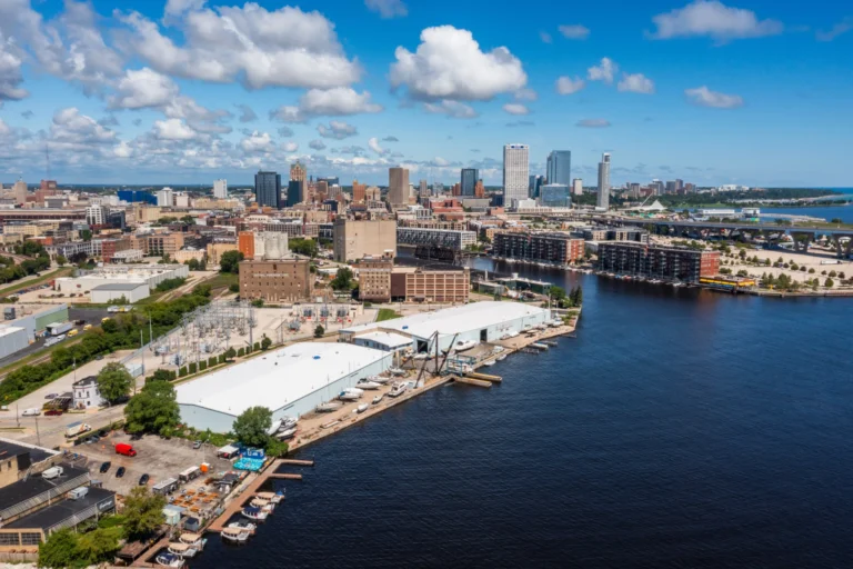 CenterPointe Marine Milwaukee